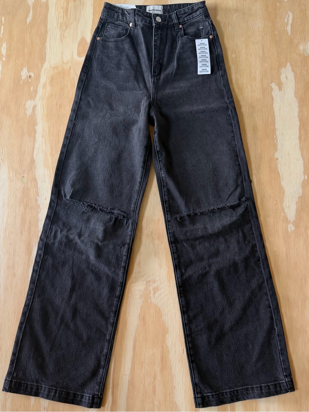Abrand ‘94 High Women's Black Wide-Leg Jeans with Knee Distressing
